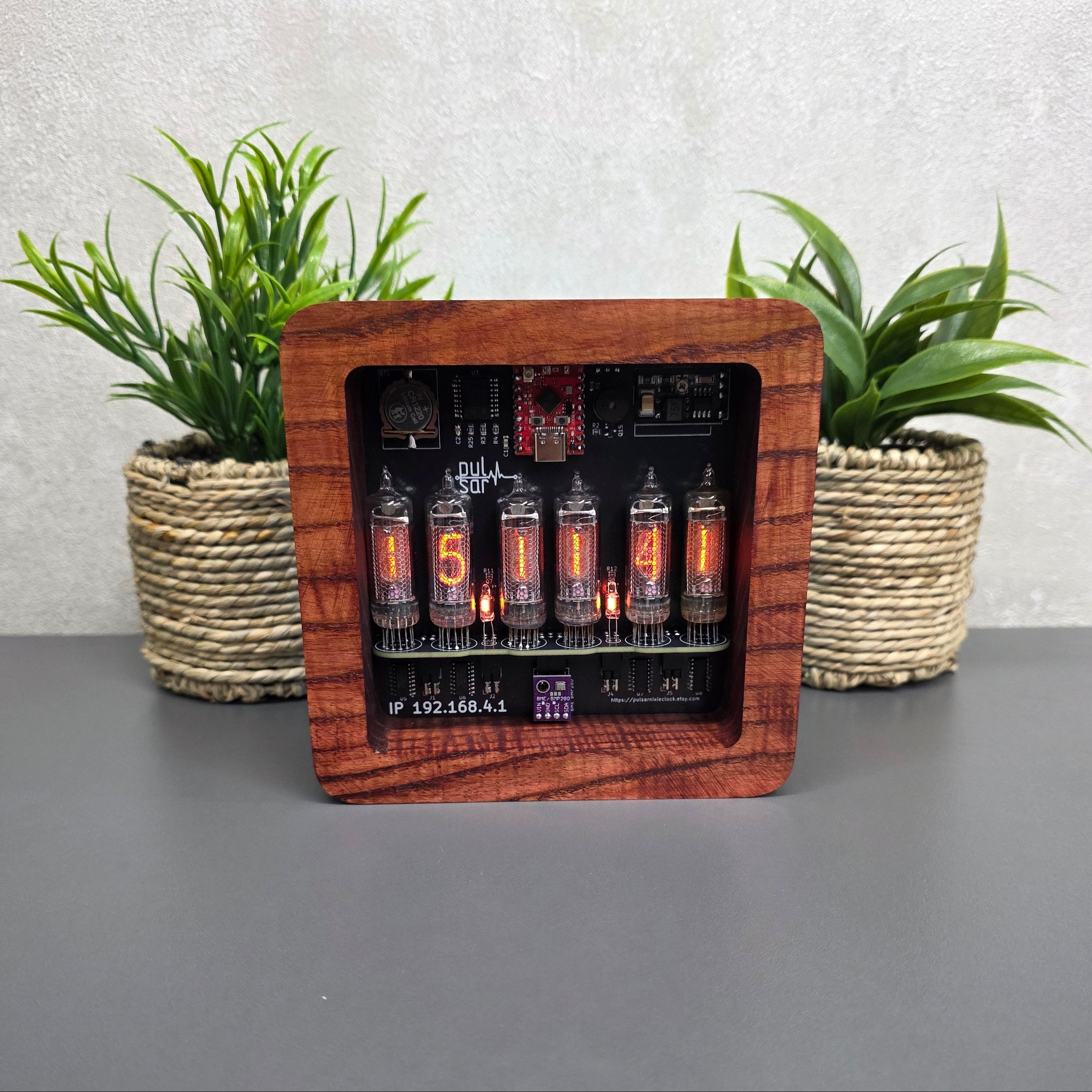 Nixie Tube Clock Pulsar IN-16 6-tubes